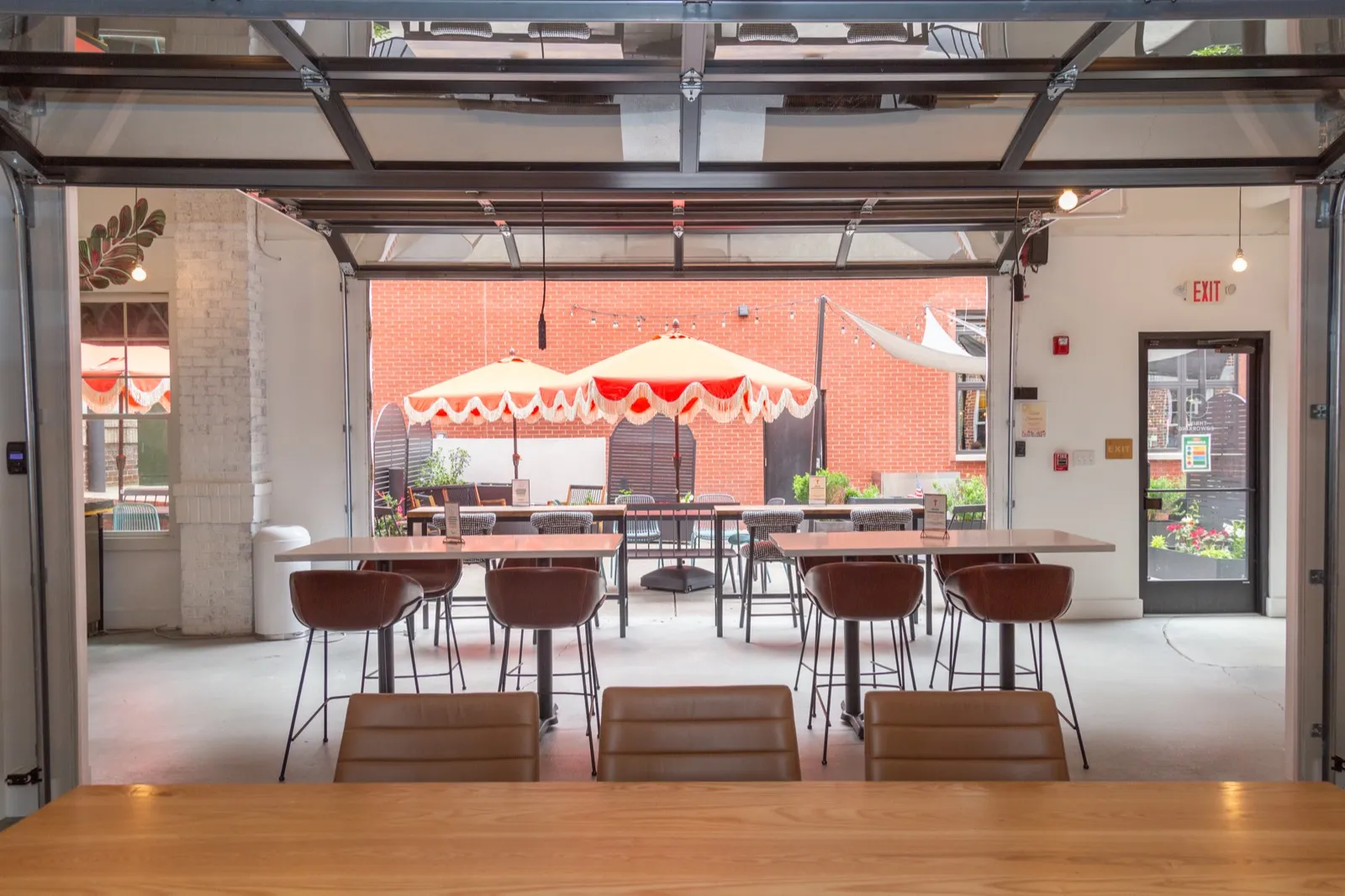 Indoor–outdoor space