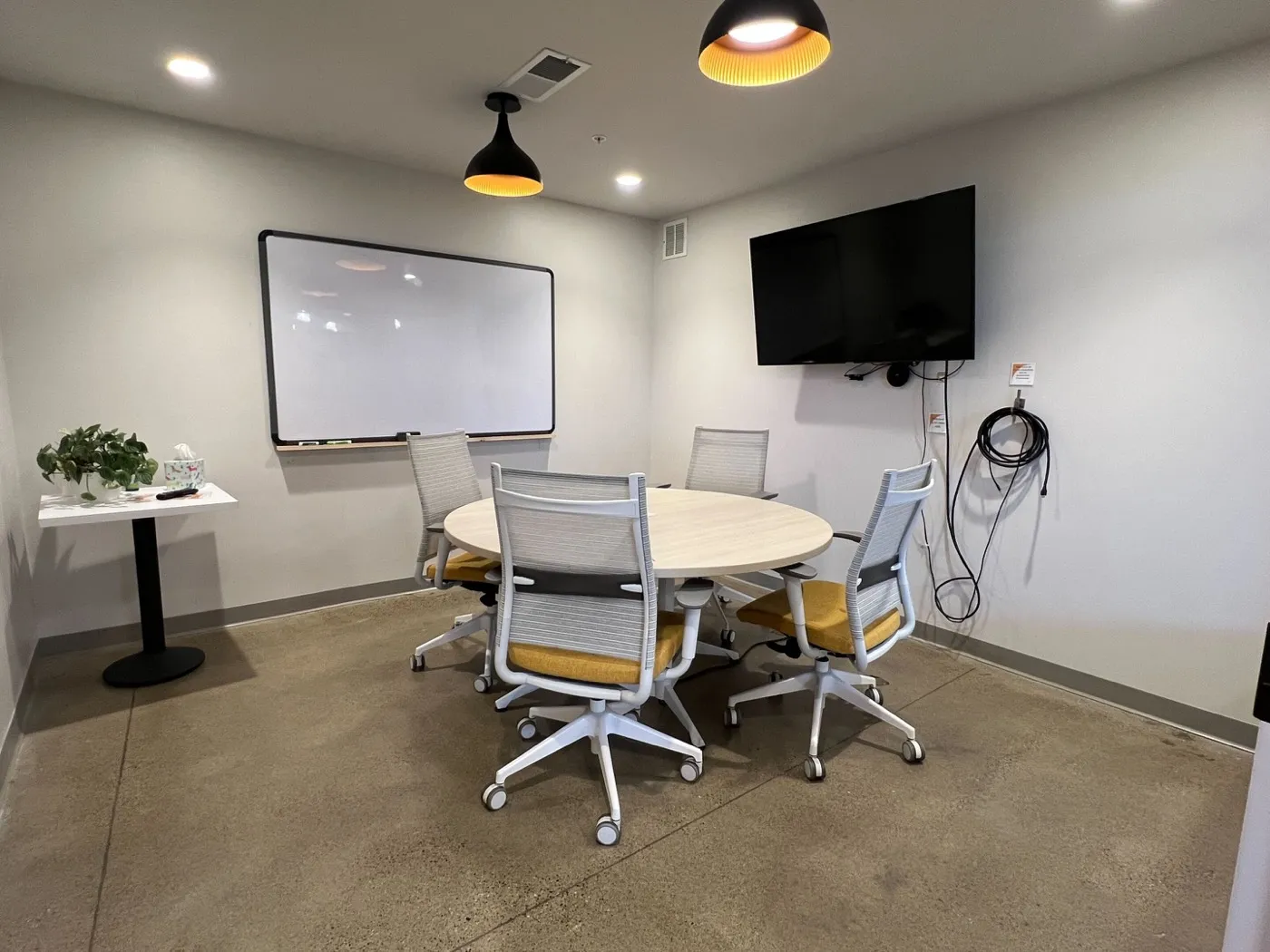Meeting room at THRIVE Columbus