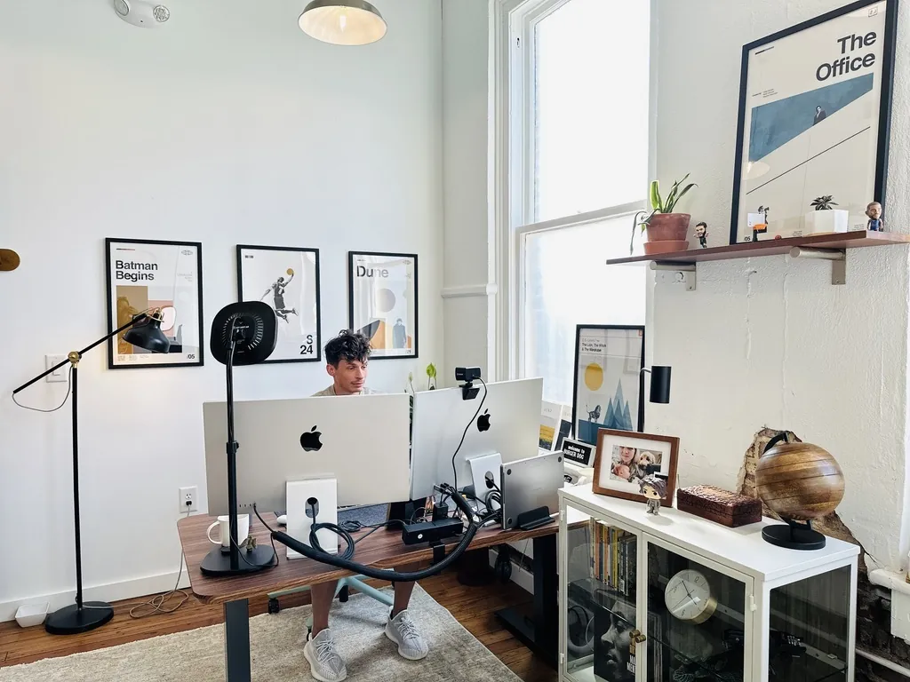 A member's private office at THRIVE