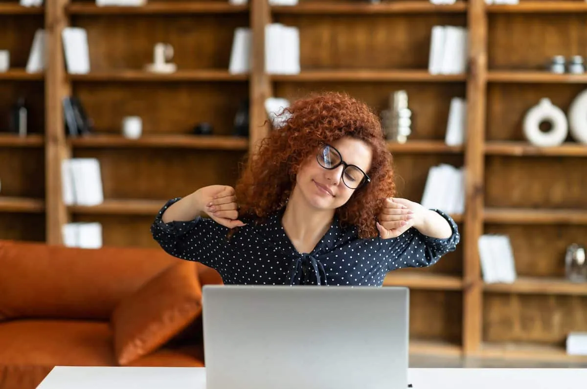Sit at a Computer All Day? Tips on How to Keep Your Body Happy