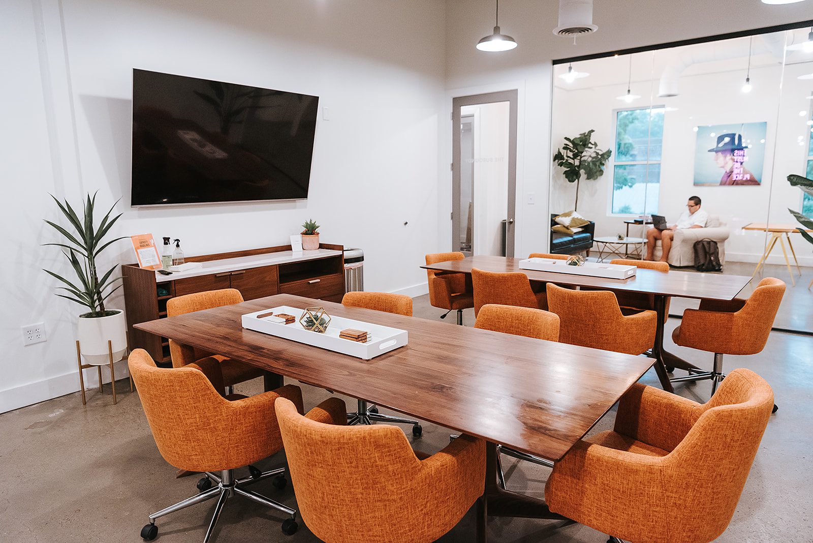 Alpharetta West Burgandy Meeting room